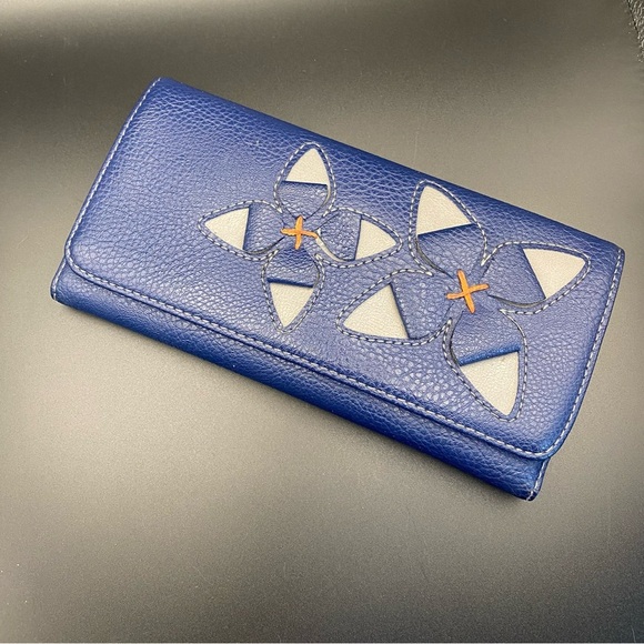 Relic by Fossil Leather Wallet - Picture 7 of 9